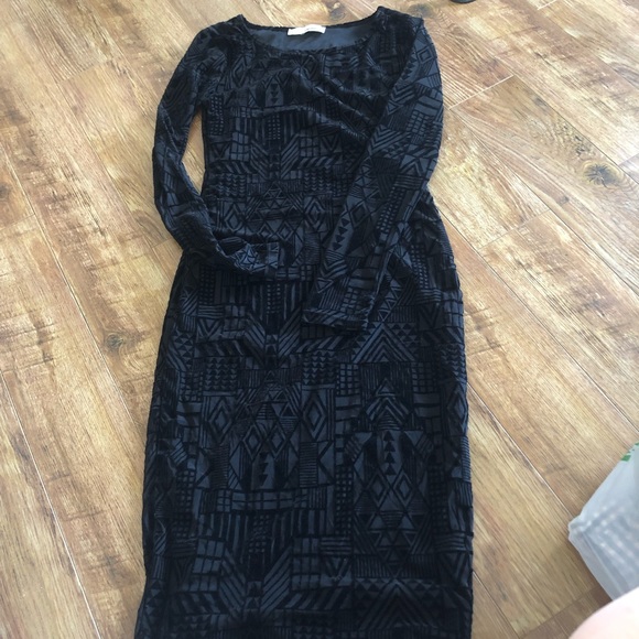 Velvet dress - Picture 1 of 3